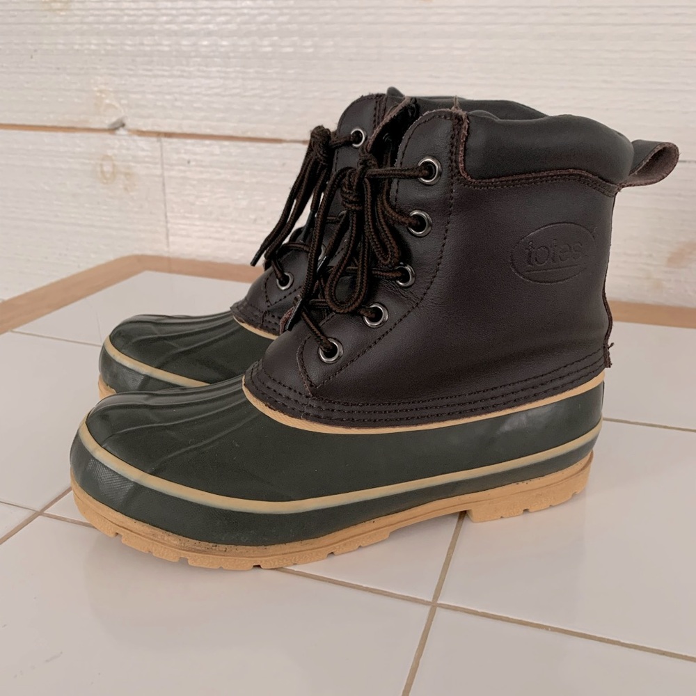Winter Boots by Totes.  Size 7